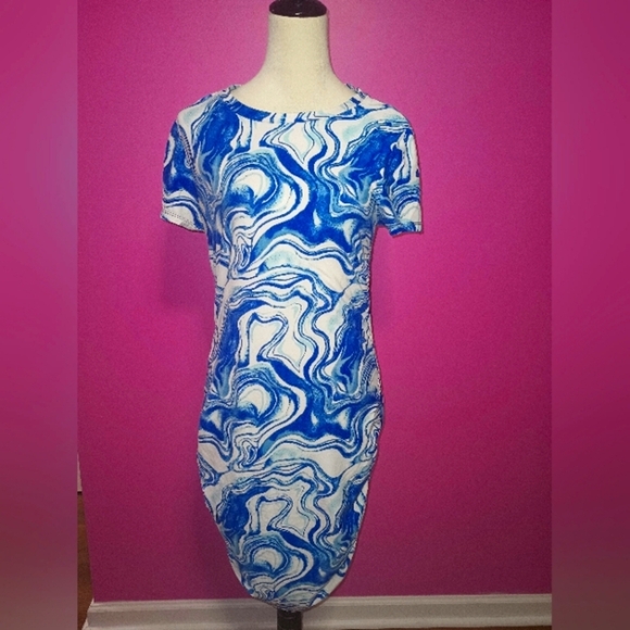 No Boundaries Ladies blue&white swirl bodycon dress (Size Large) - Picture 2 of 5